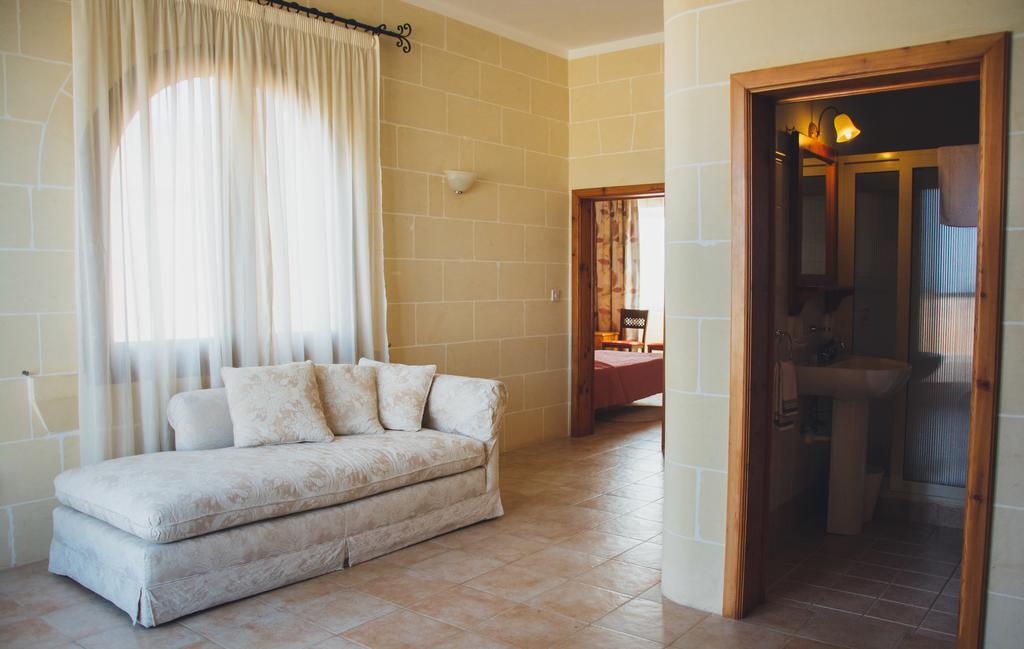Villa Al Faro B&B Ghammar Phòng bức ảnh